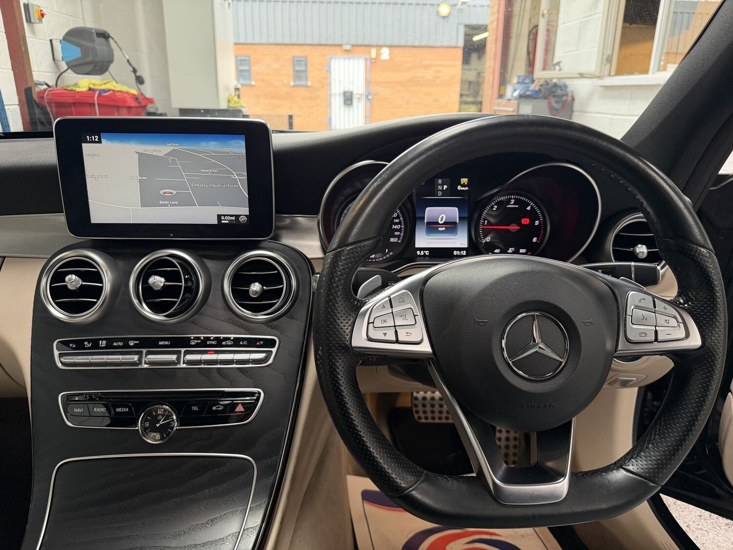 Used Mercedes-Benz C Class 2017 for sale - 77995201: Photo 10