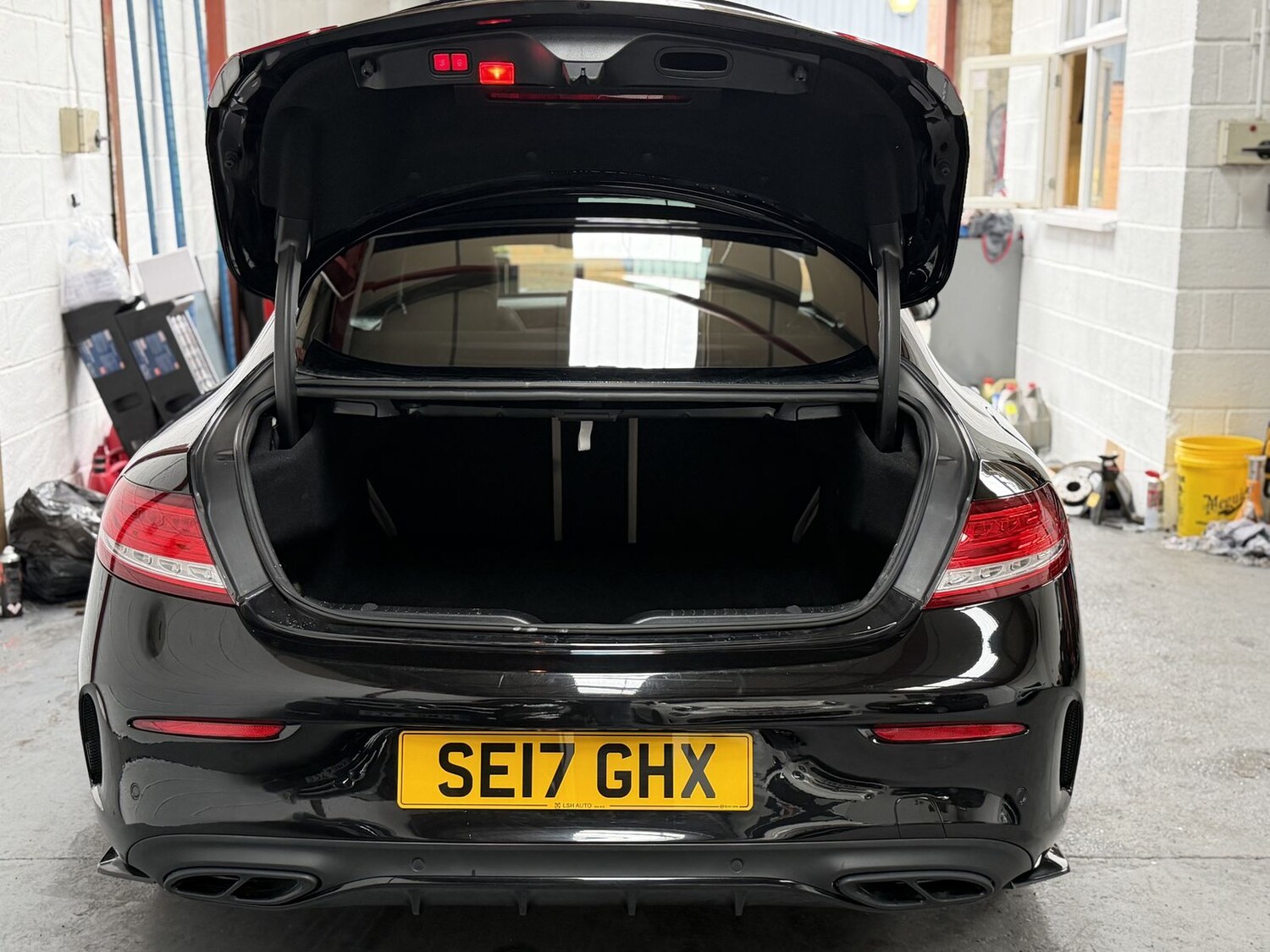 Used Mercedes-Benz C Class 2017 for sale - 77995201: Photo 7