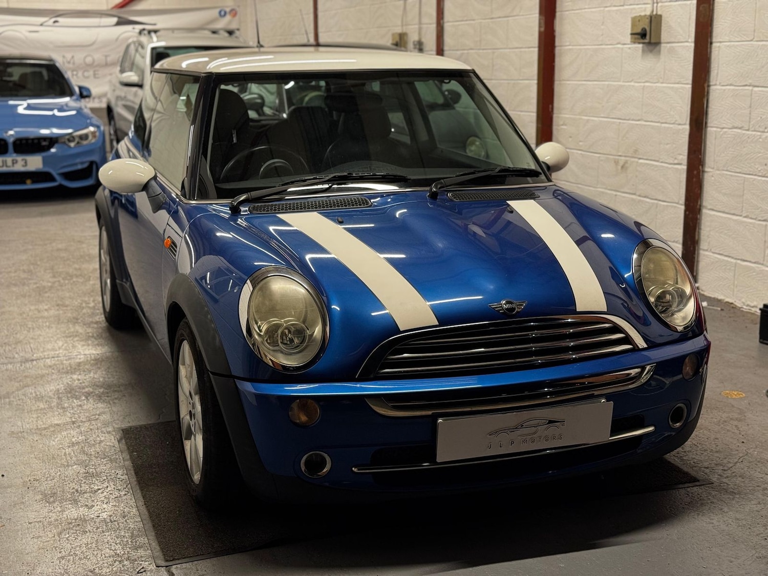 Used MINI Hatch 2005 for sale - 76217000: Photo 1