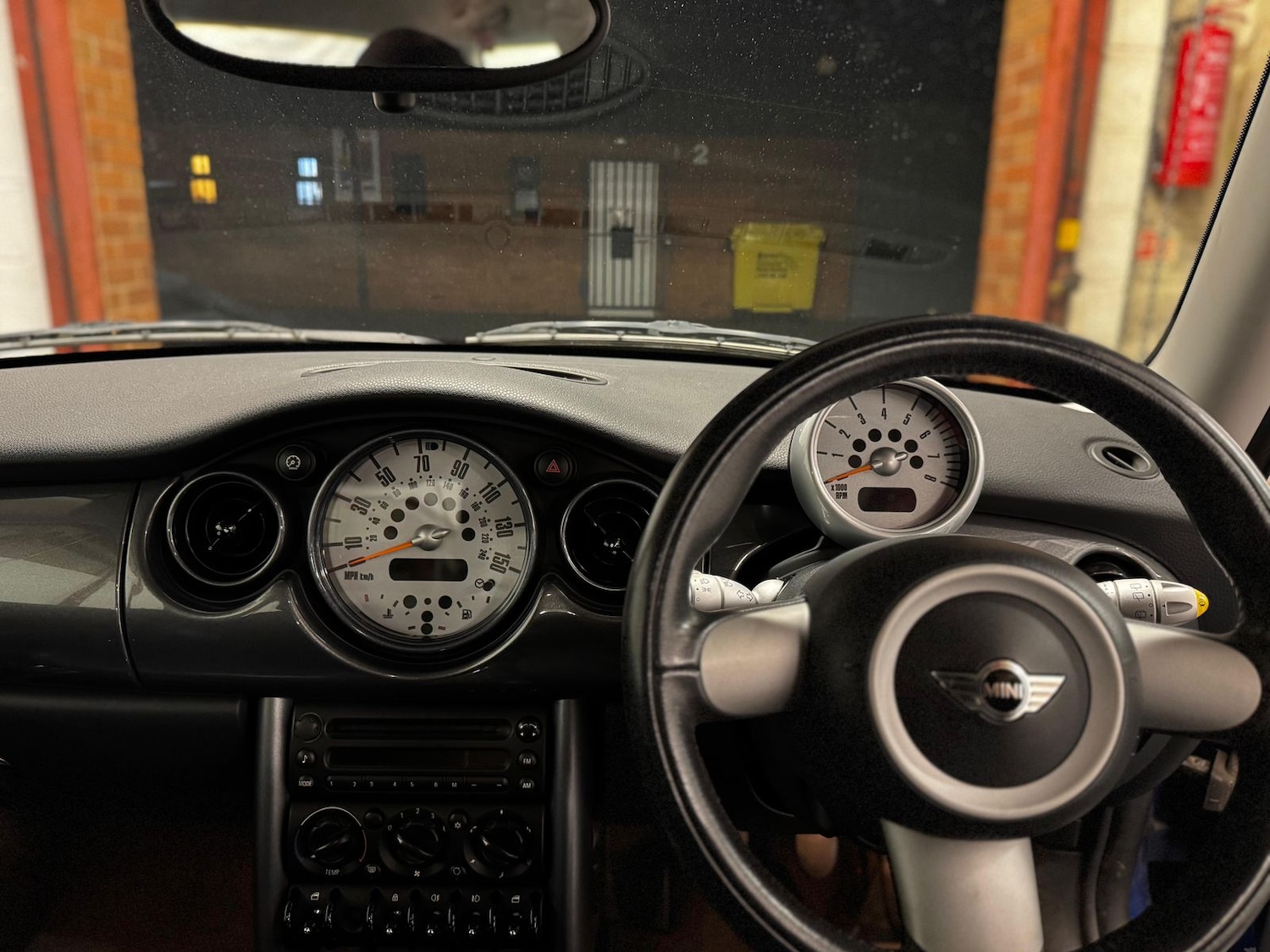Used MINI Hatch 2005 for sale - 76217000: Photo 6