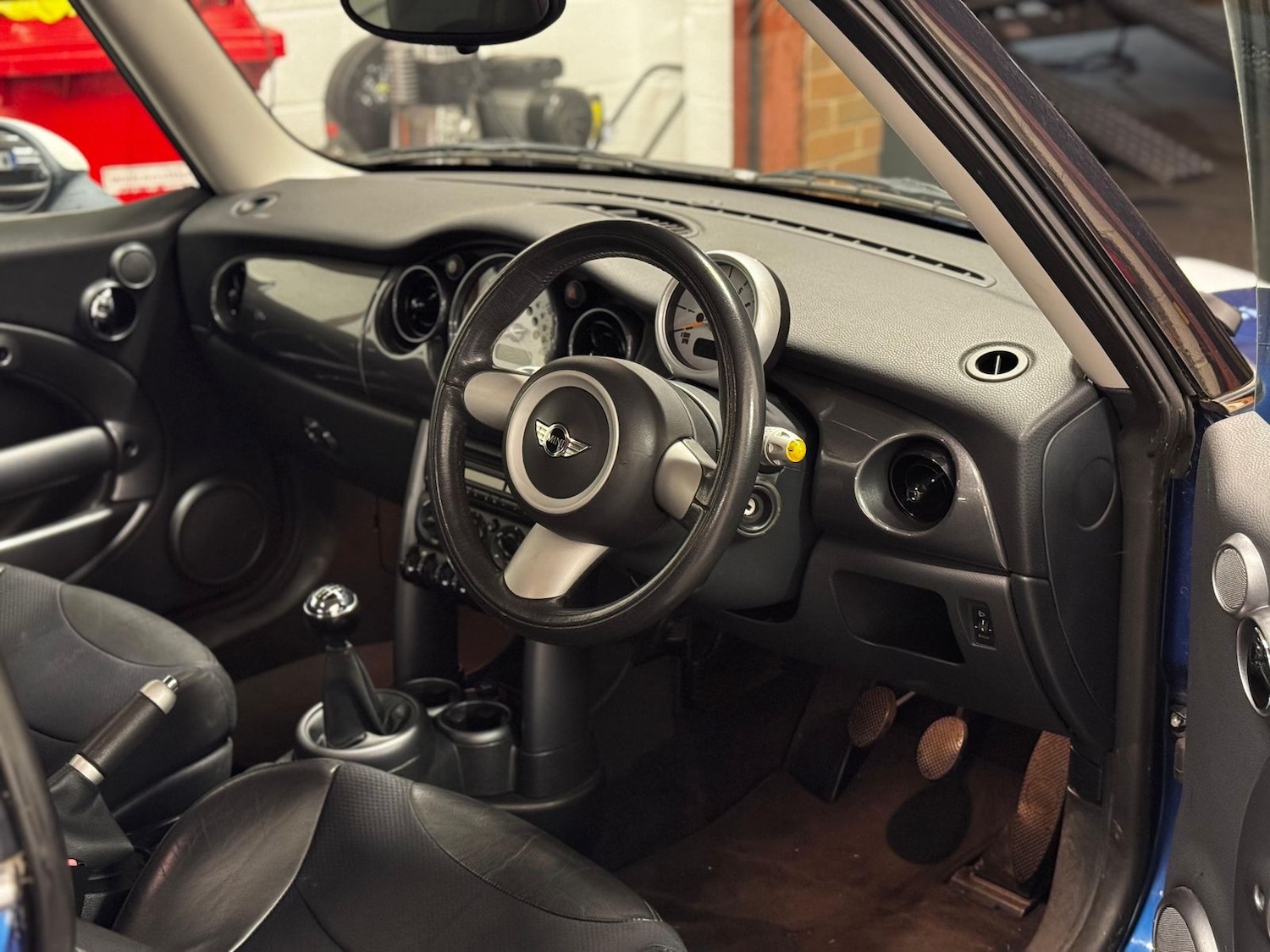 Used MINI Hatch 2005 for sale - 76217000: Photo 7