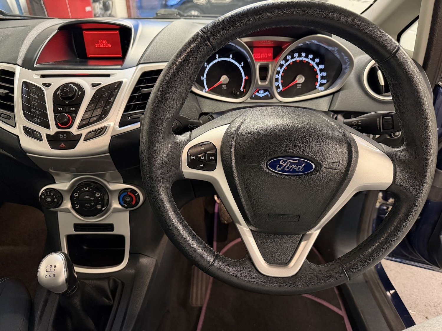 Used Ford Fiesta 2011 for sale - 77269471: Photo 9