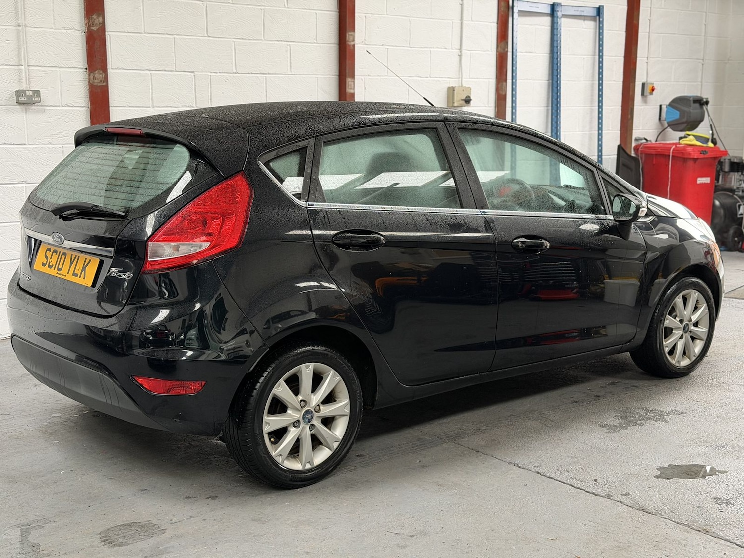 Used Ford Fiesta 2010 for sale - 77512749: Photo 4