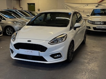 Used Ford Fiesta 2018 for sale - 76410434: Photo