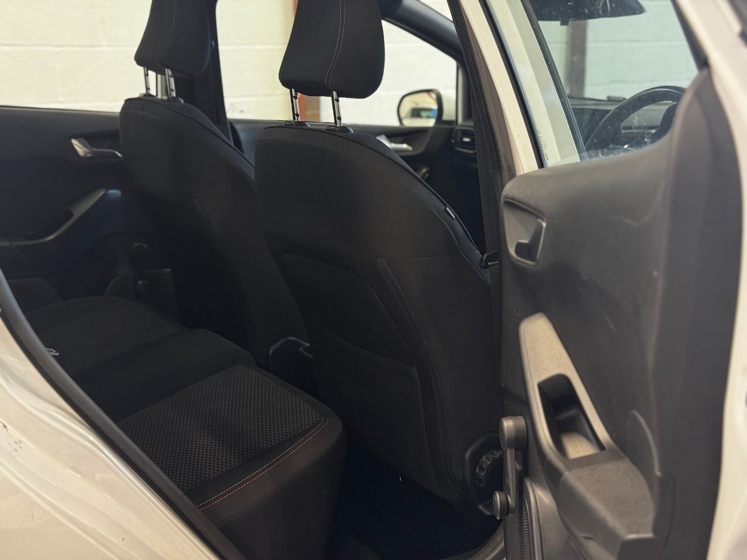 Used Ford Fiesta 2018 for sale - 76410434: Photo 8