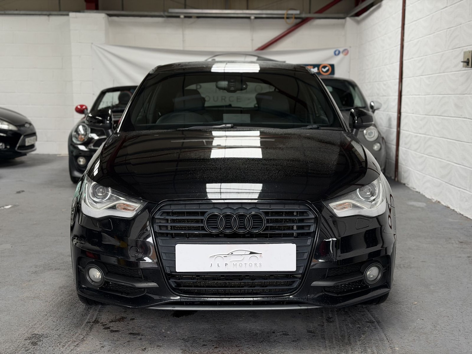 Used Audi A1 2013 for sale - 77512748: Photo 2