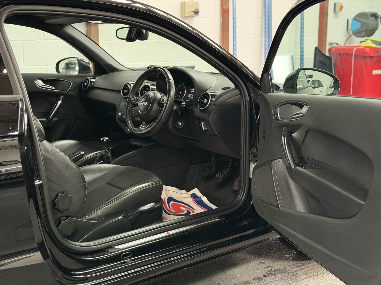 Used Audi A1 2013 for sale - 77512748: Photo 7