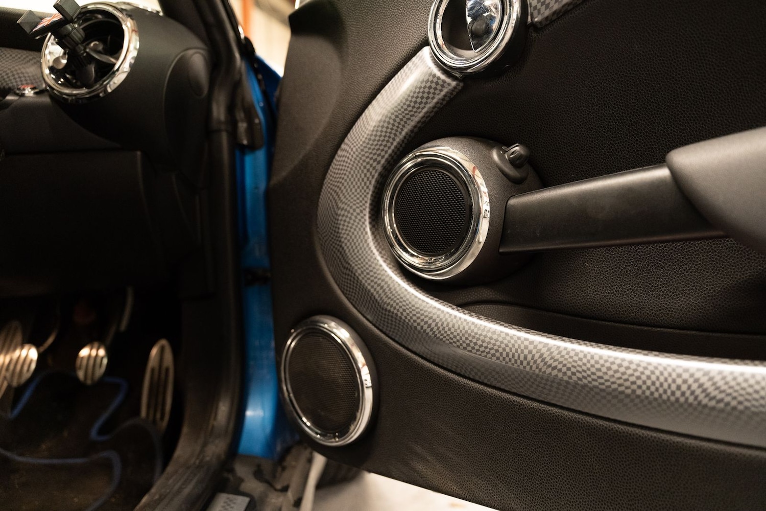 Used MINI Convertible 2010 for sale - 77269431: Photo 22