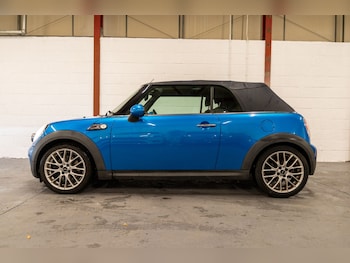 Used MINI Convertible 2010 for sale - 77269431: Photo
