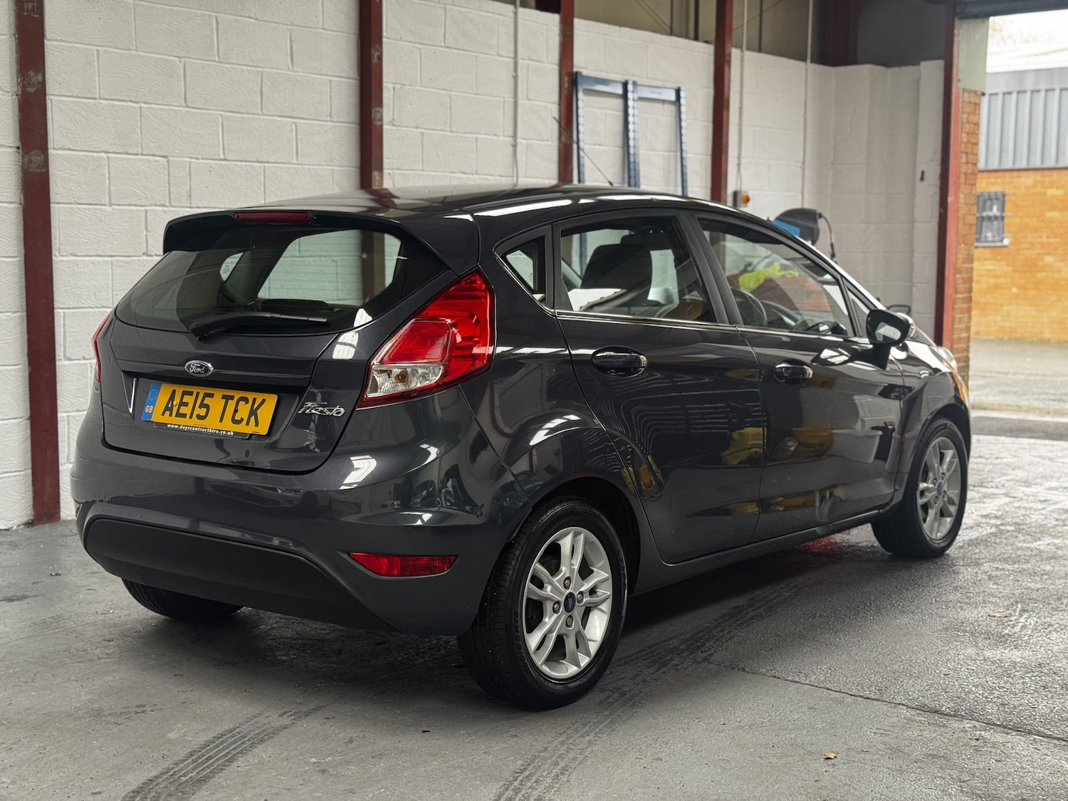 Used Ford Fiesta 2015 for sale - 76717529: Photo 4