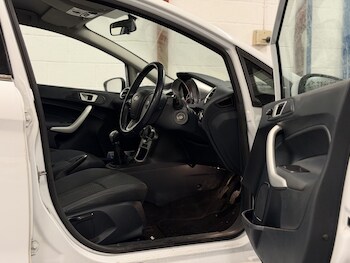 Used Ford Fiesta 2011 for sale - 77307793: Photo