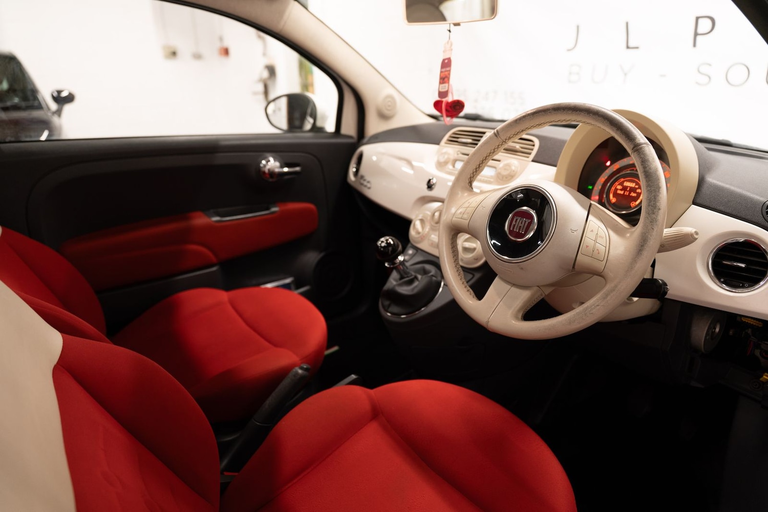 Used Fiat 500 2011 for sale - 76635901: Photo 14