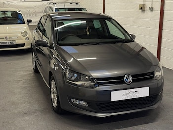Used Volkswagen Polo 2011 for sale - 76523428: Photo