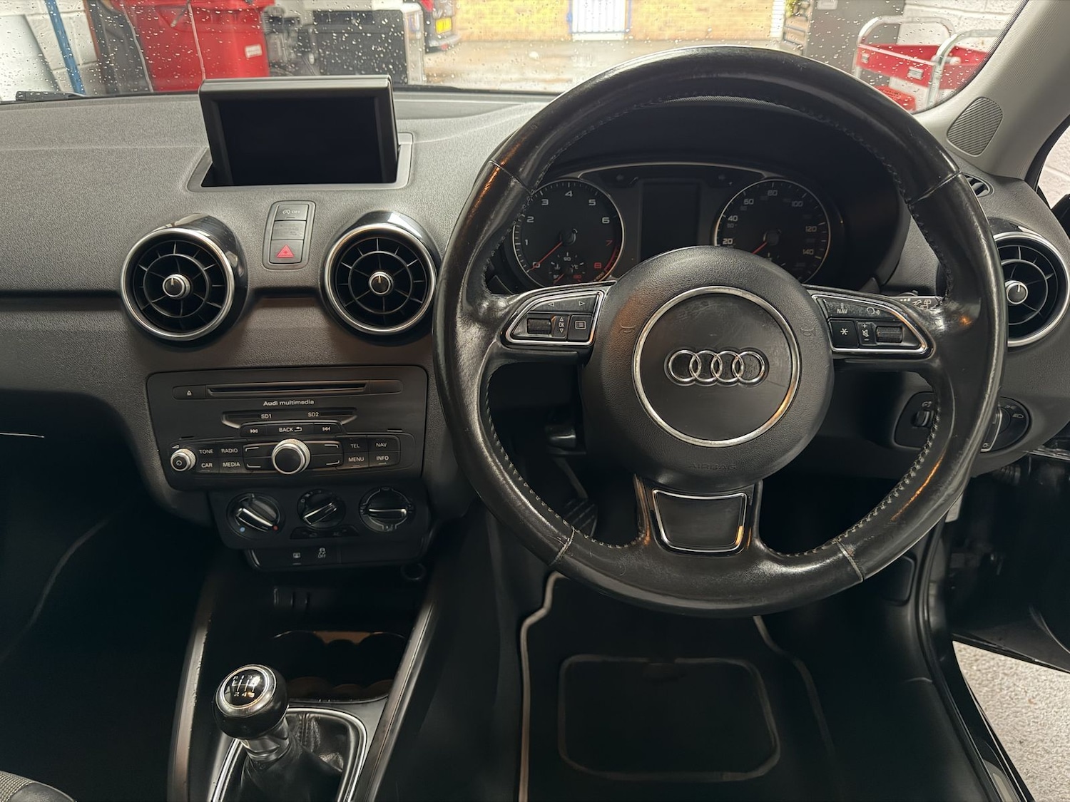 Used Audi A1 2011 for sale - 77428299: Photo 4