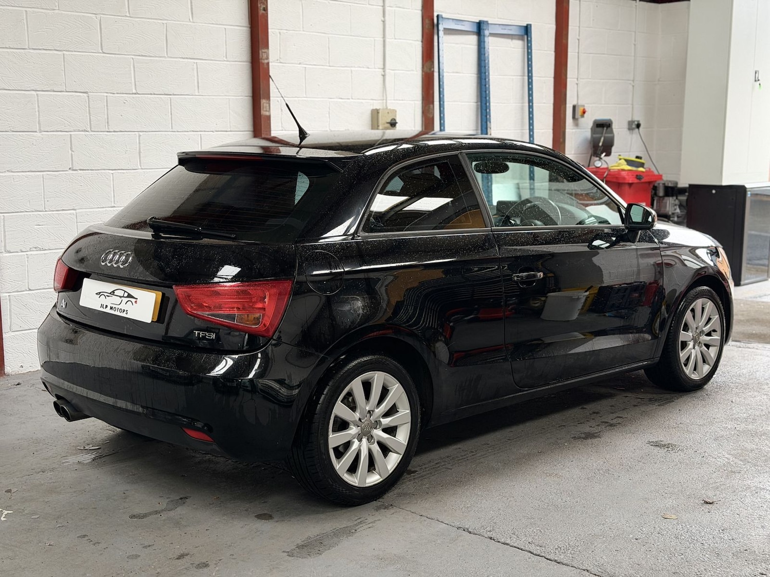 Used Audi A1 2011 for sale - 77428299: Photo 5