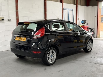 Used Ford Fiesta 2013 for sale - 77068022: Photo