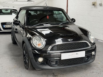 Used MINI Convertible 2015 for sale - 78982943: Photo