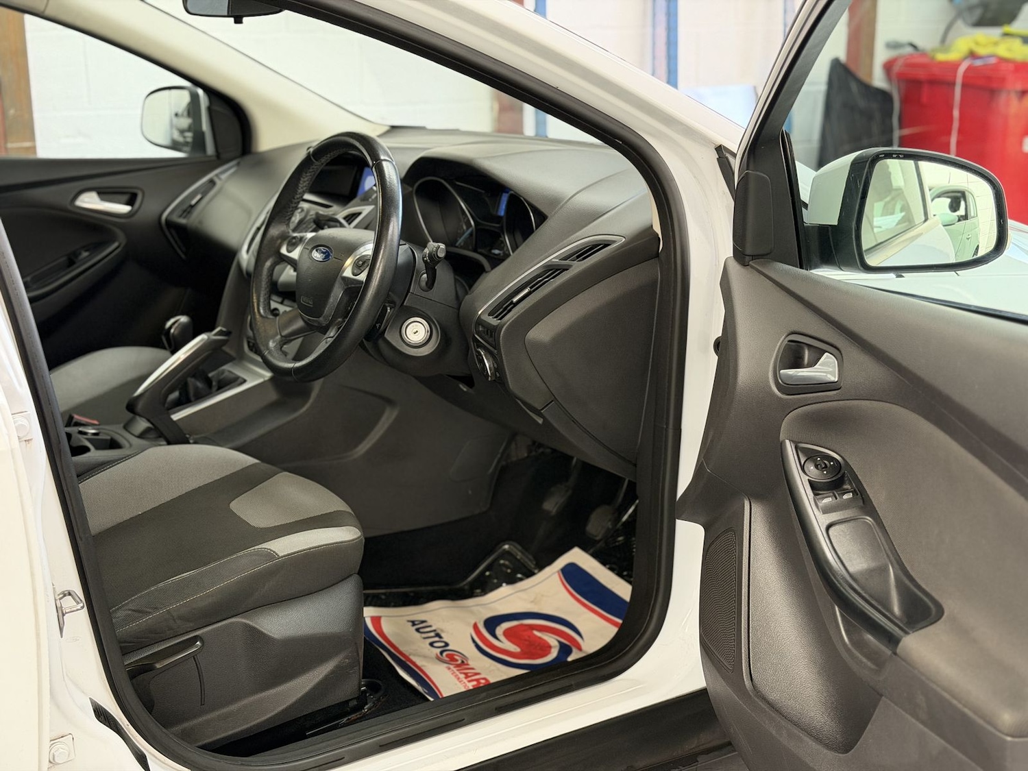 Used Ford Focus 2011 for sale - 77927550: Photo 7