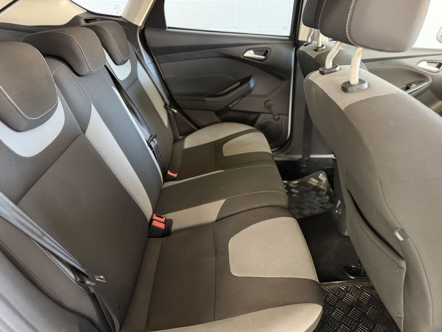 Used Ford Focus 2011 for sale - 77927550: Photo 8