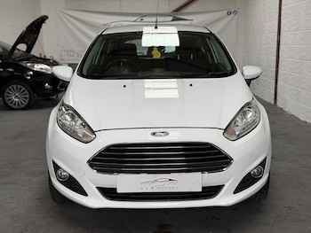 Used Ford Fiesta 2015 for sale - 78982931: Photo