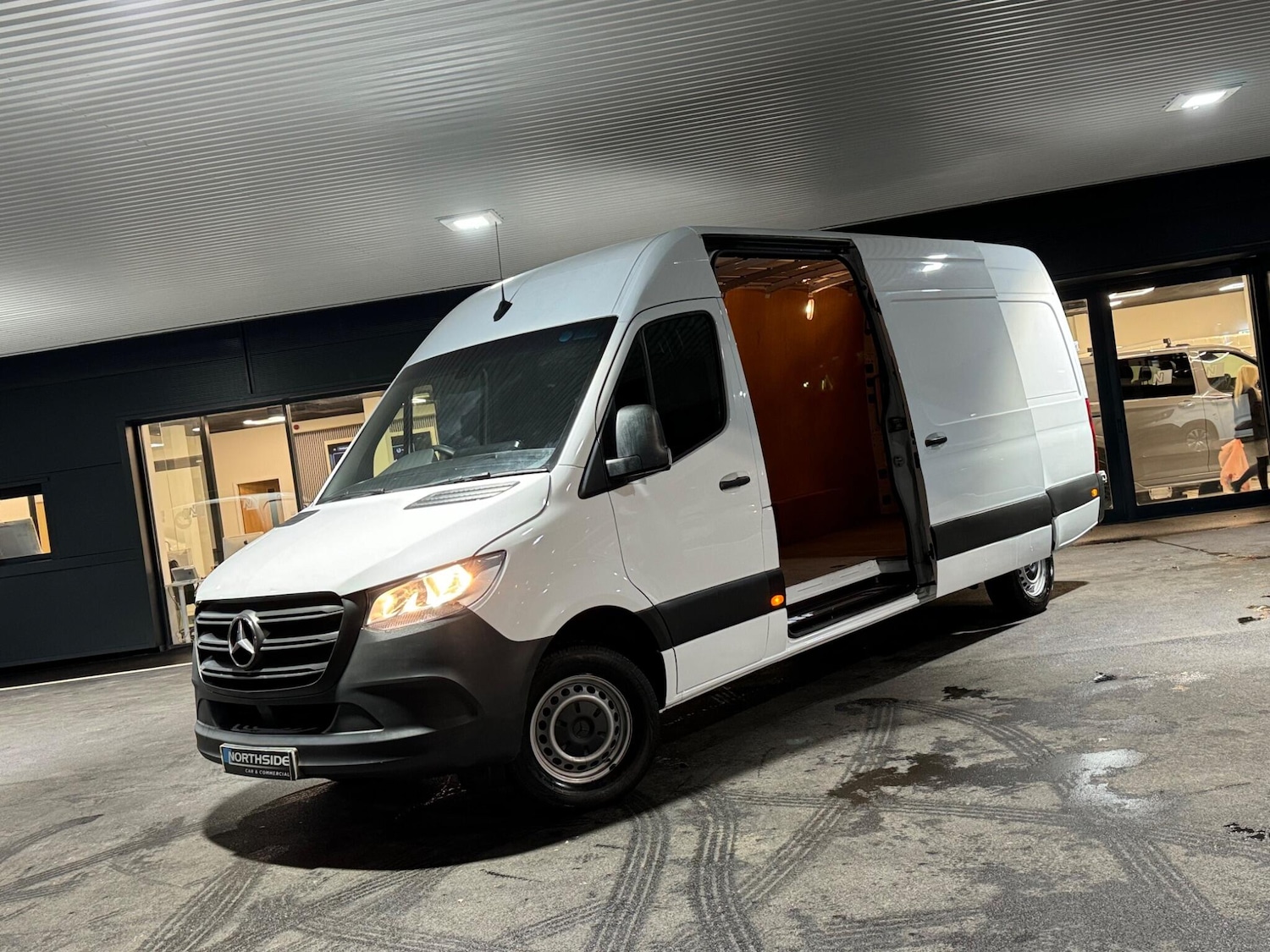 Used Mercedes-Benz Sprinter 2023 for sale - 76633122: Photo 11