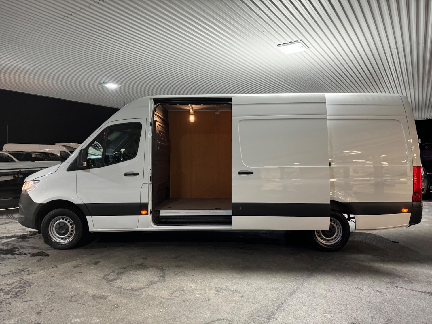Used Mercedes-Benz Sprinter 2023 for sale - 76633122: Photo 16
