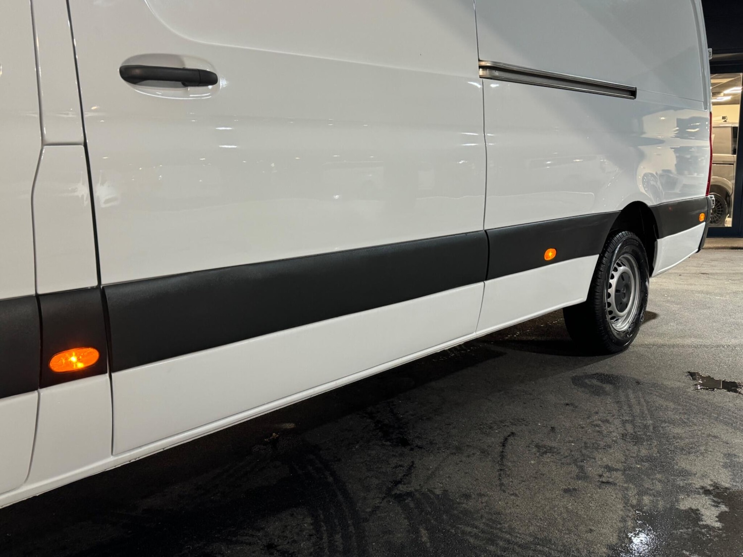 Used Mercedes-Benz Sprinter 2023 for sale - 76633122: Photo 28