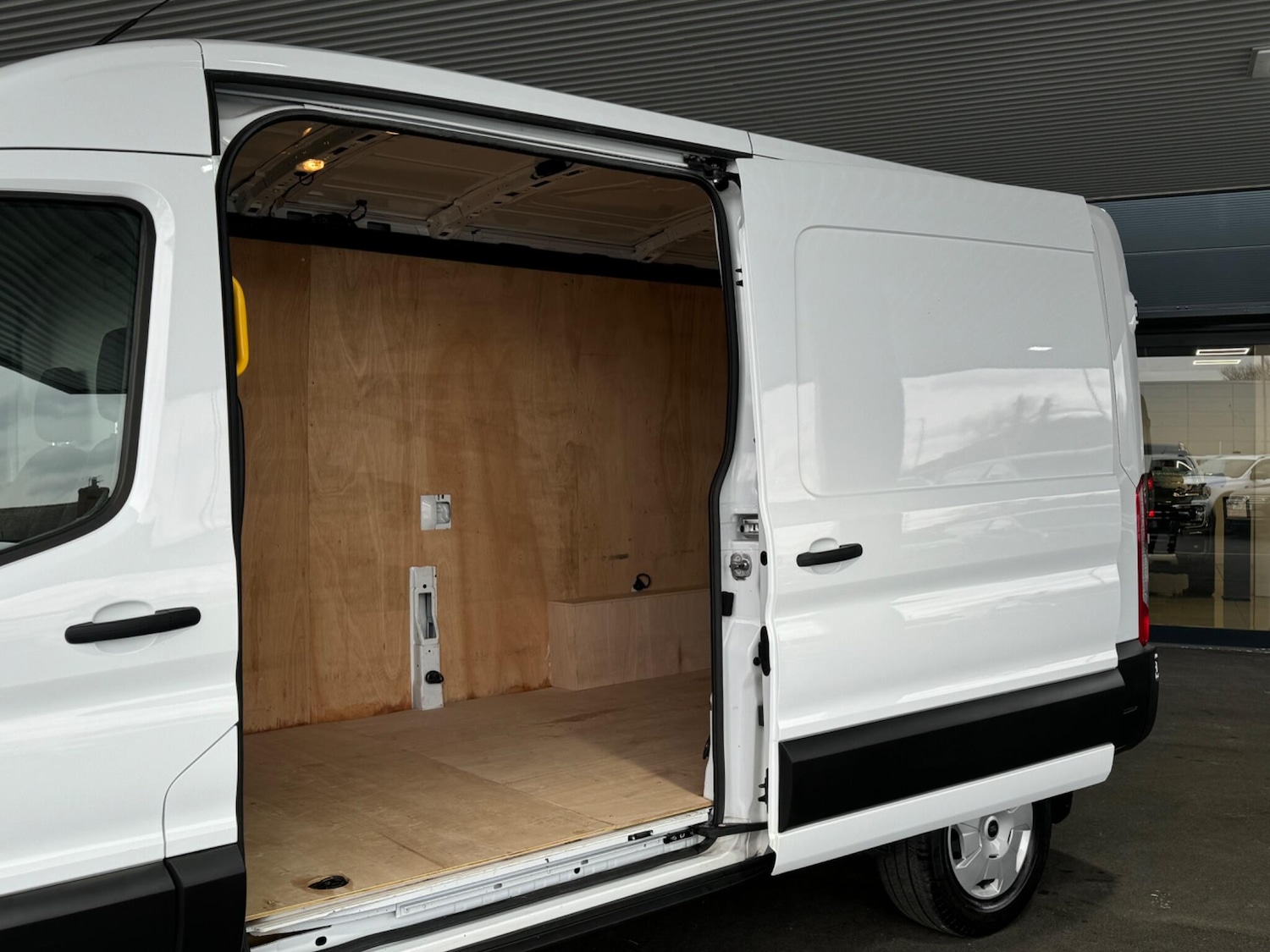 Used Ford Transit 2024 for sale - 77598699: Photo 22