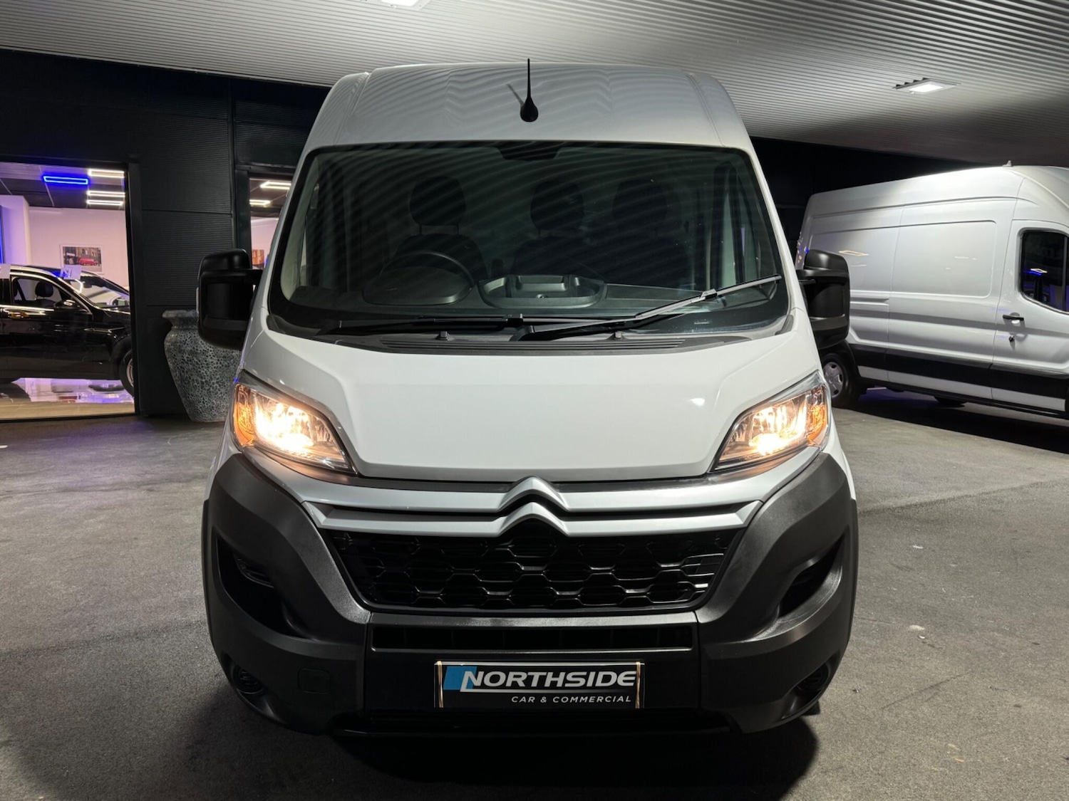 Used Citroen Relay 2024 for sale - 76912845: Photo 2