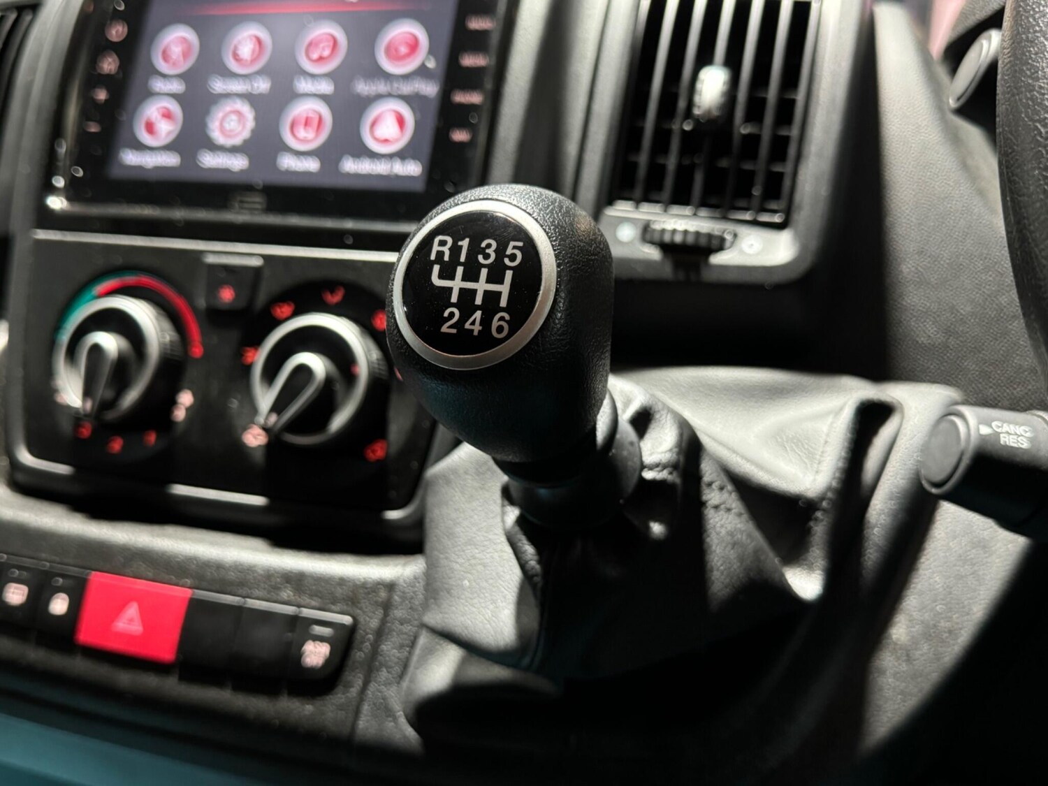 Used Citroen Relay 2024 for sale - 76912845: Photo 53