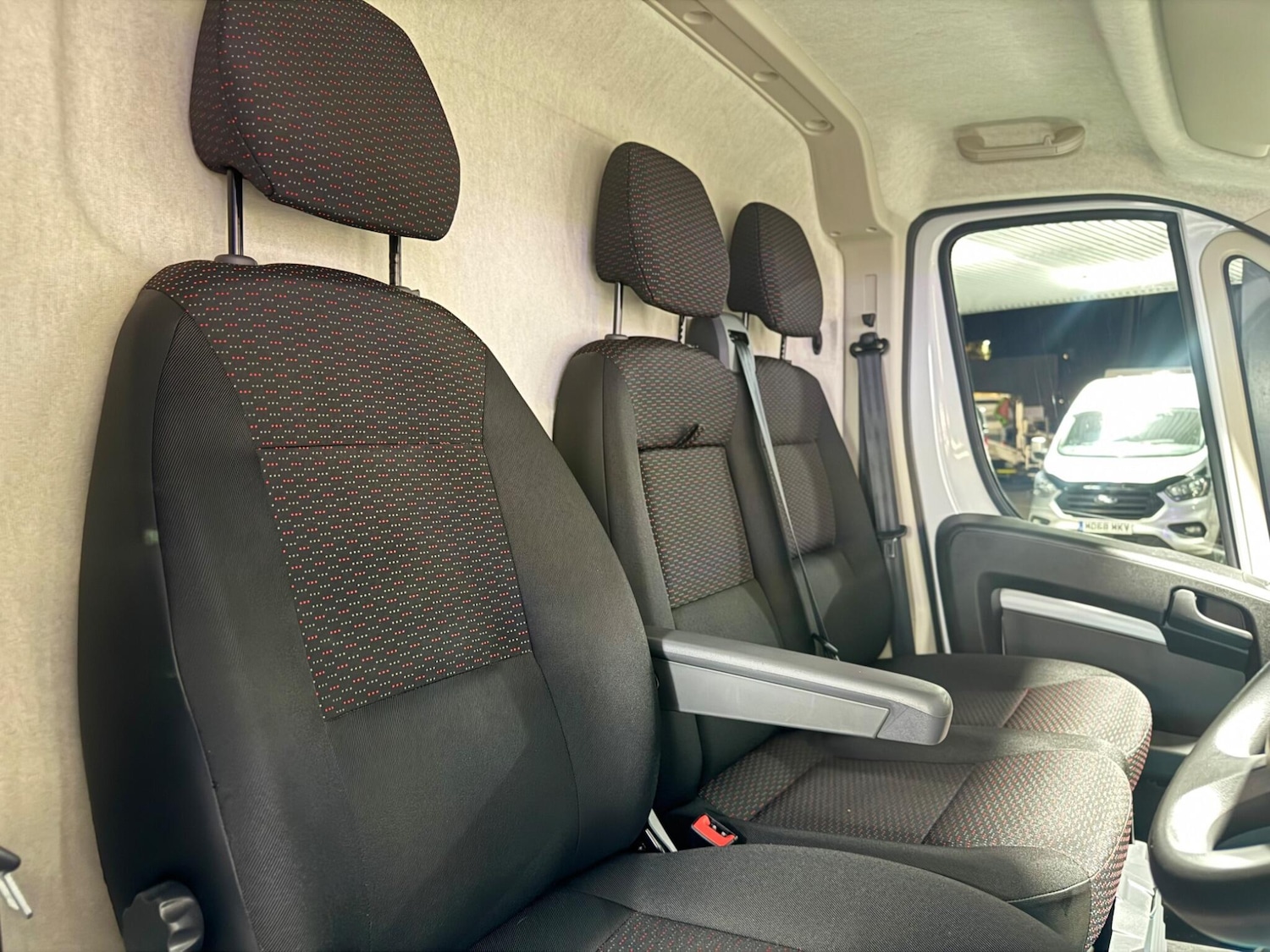 Used Citroen Relay 2024 for sale - 76912845: Photo 54