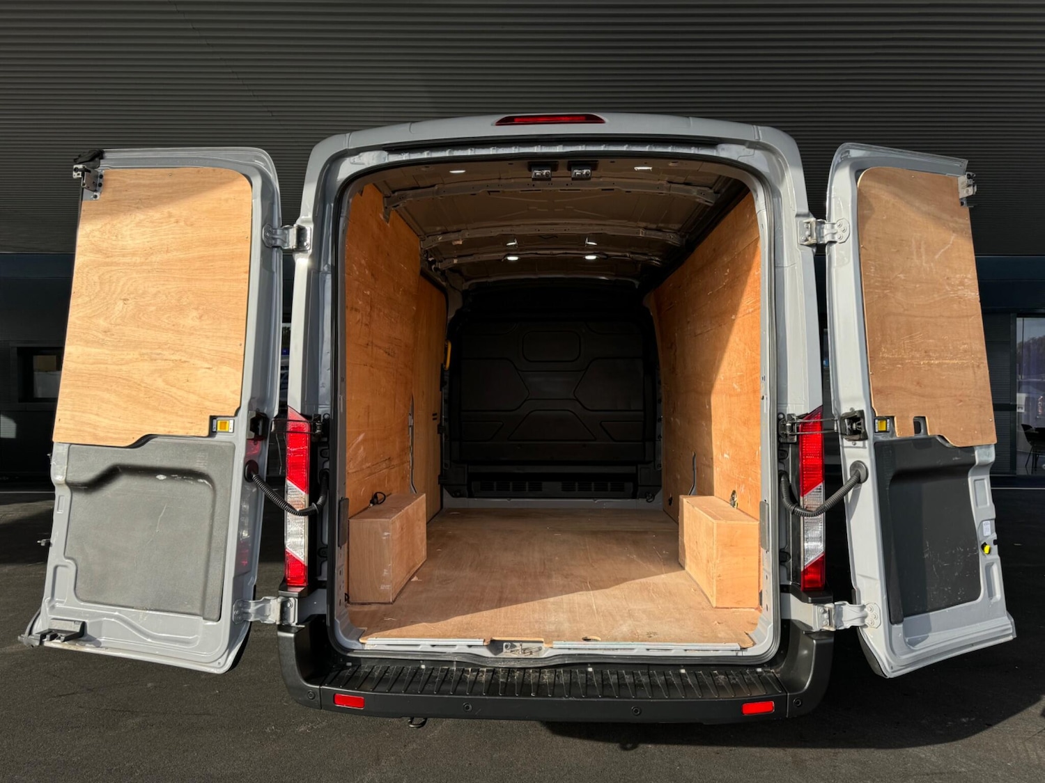 Used Ford Transit 2023 for sale - 76409540: Photo 36