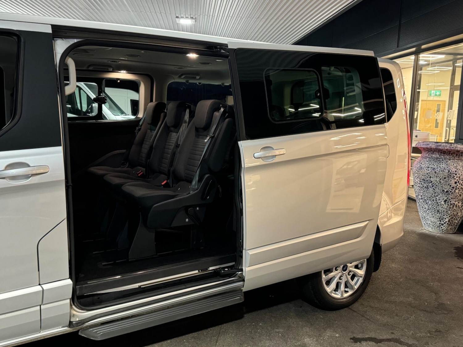 Used Ford Tourneo Custom 2022 for sale - 76512571: Photo 30