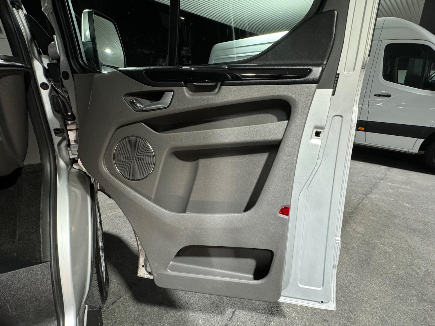 Used Ford Tourneo Custom 2022 for sale - 76512571: Photo 31