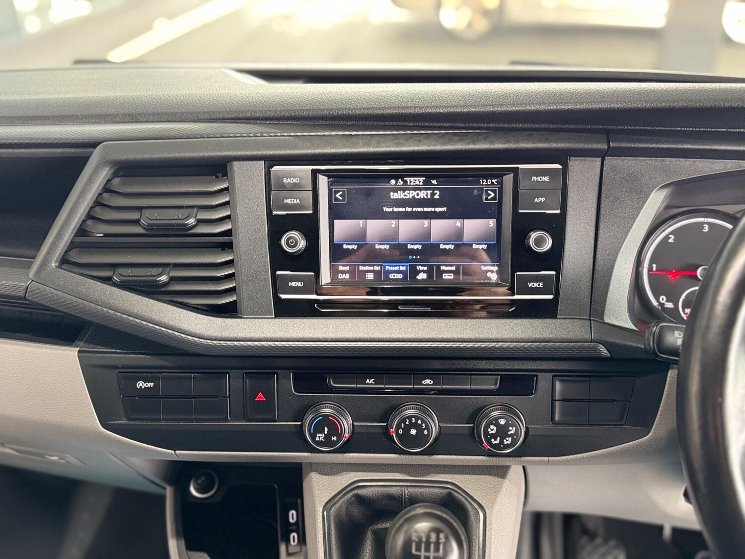 Used Volkswagen Transporter for sale - 78099955: Photo 44