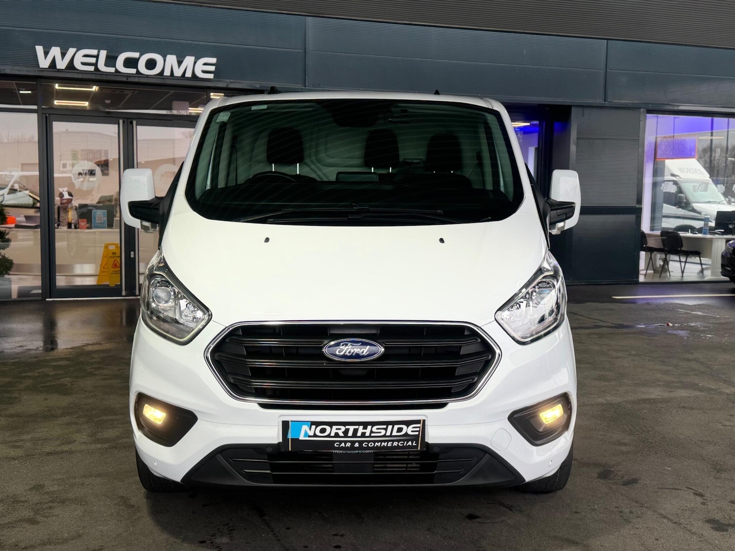 Used Ford Transit Custom 2022 for sale - 77549376: Photo 2