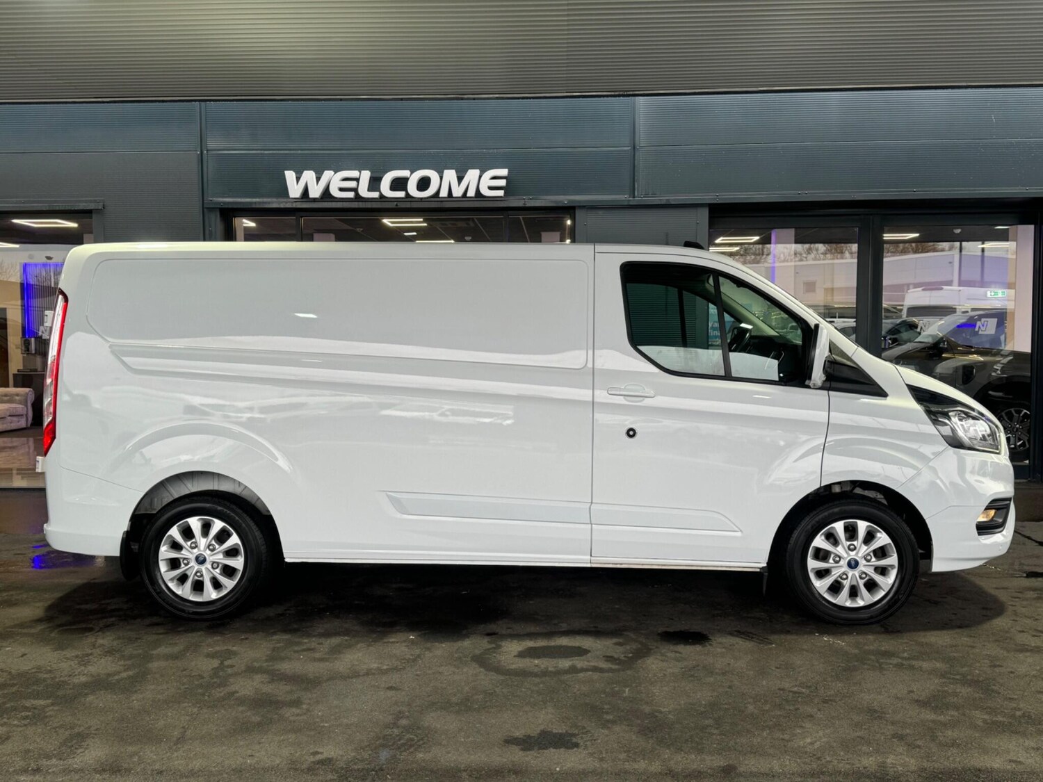 Used Ford Transit Custom 2022 for sale - 77549376: Photo 6