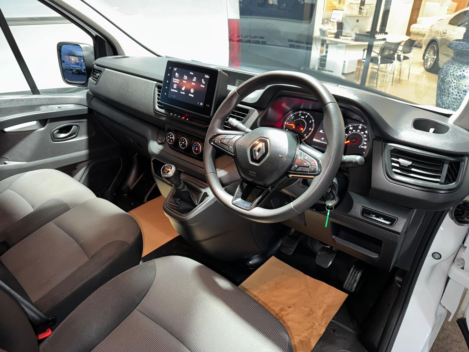 Used Renault Trafic 2022 for sale - 76550675: Photo 34