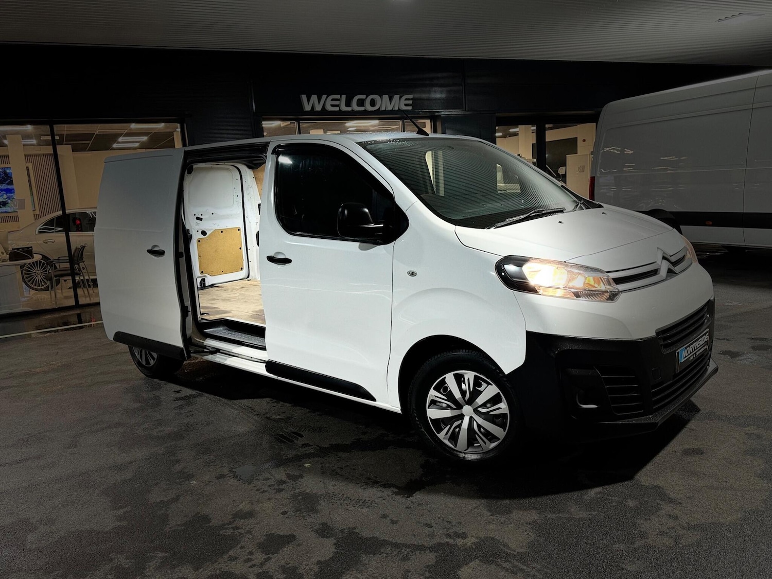 Used Citroen Dispatch 2017 for sale - 76592570: Photo 12
