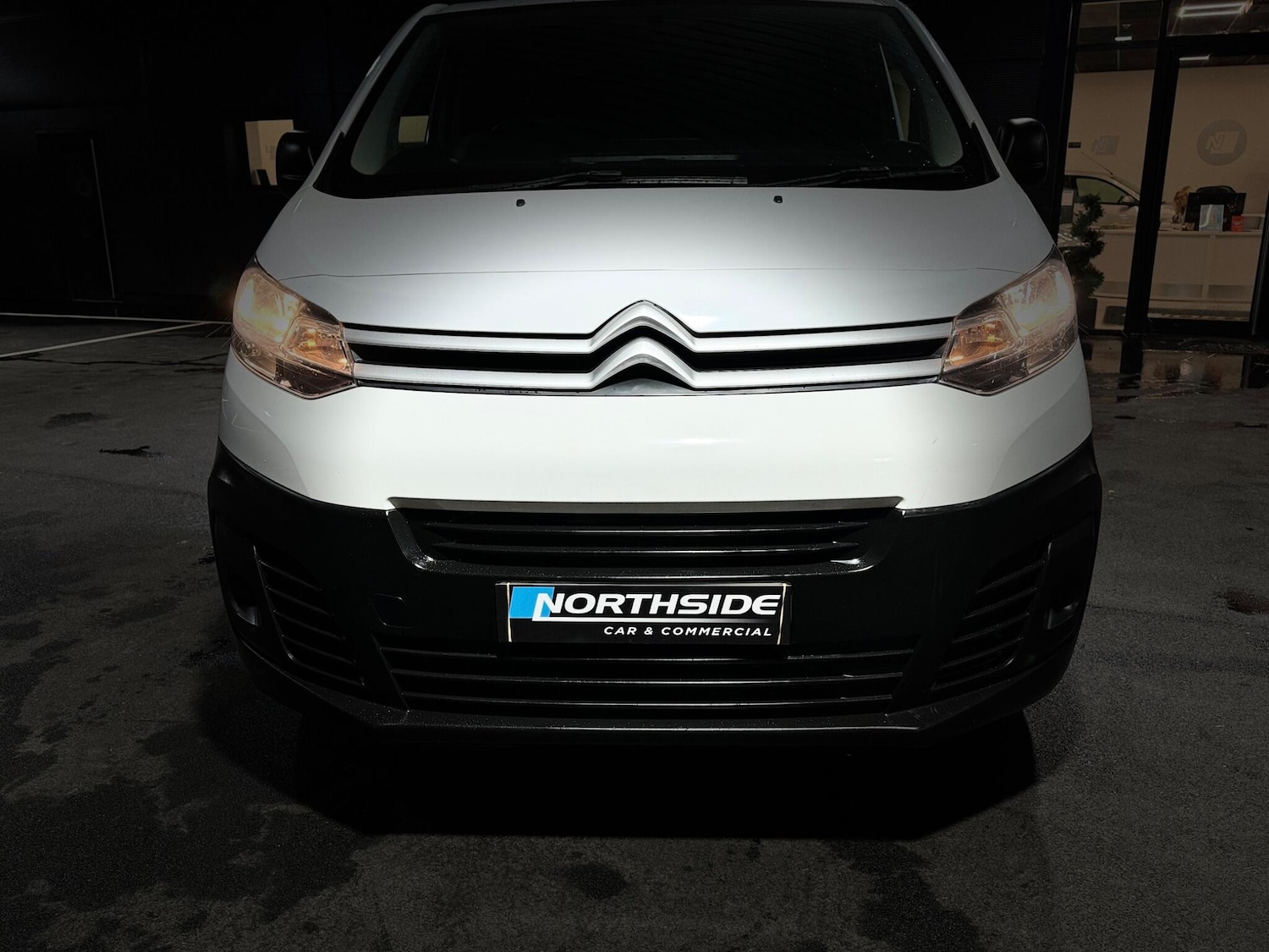 Used Citroen Dispatch 2017 for sale - 76592570: Photo 18