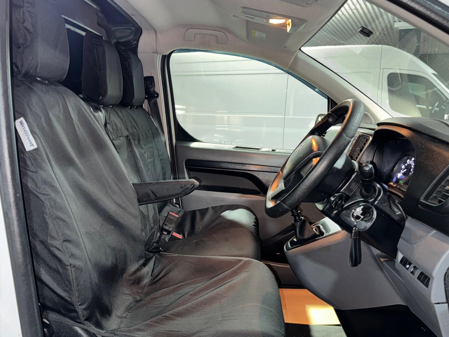 Used Citroen Dispatch 2017 for sale - 76592570: Photo 41