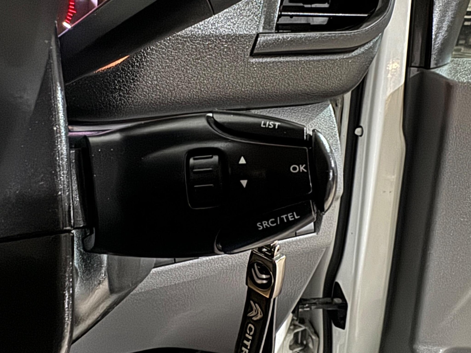 Used Citroen Dispatch 2017 for sale - 76592570: Photo 51