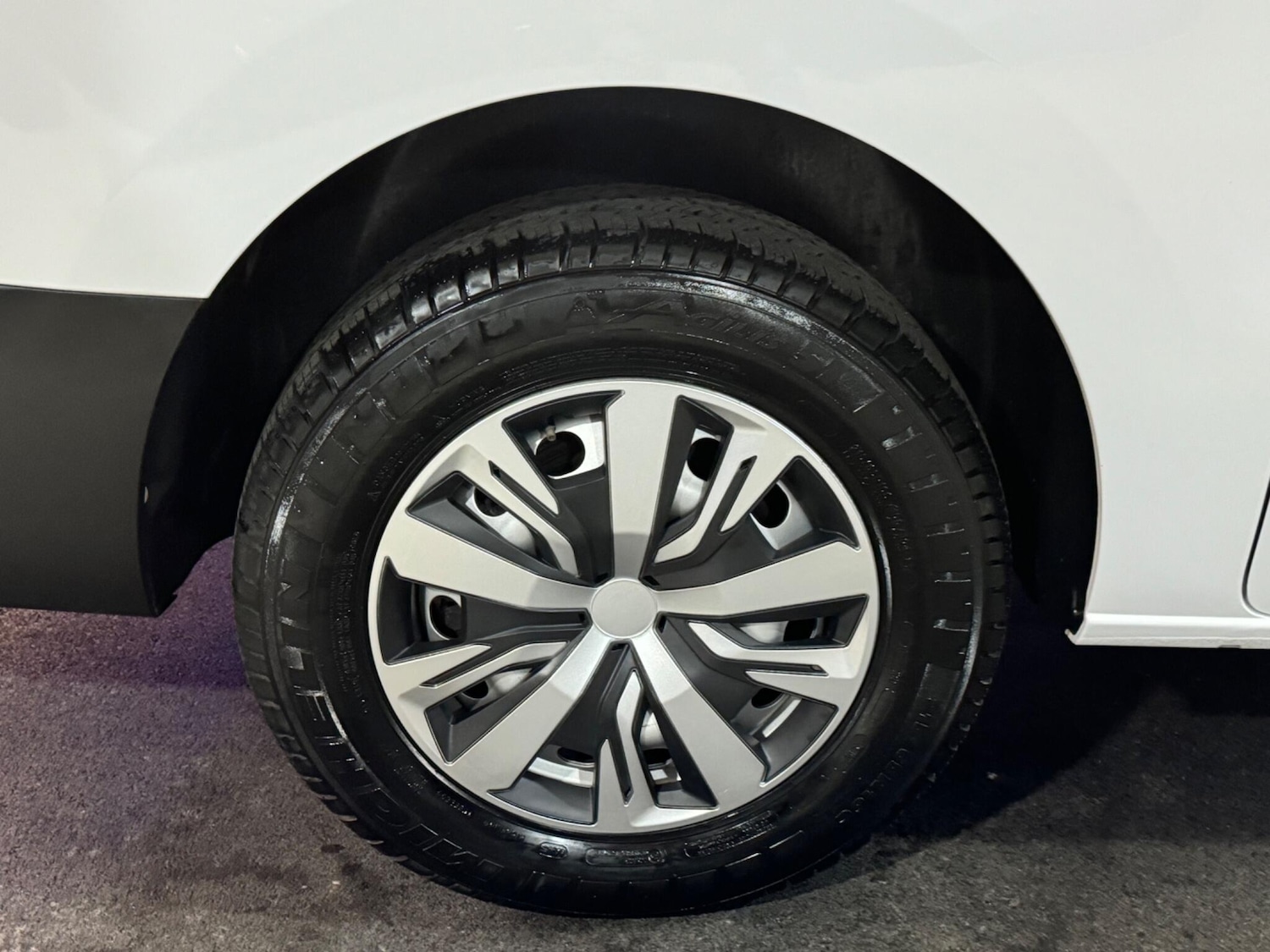 Used Citroen Dispatch 2024 for sale - 76714182: Photo 27