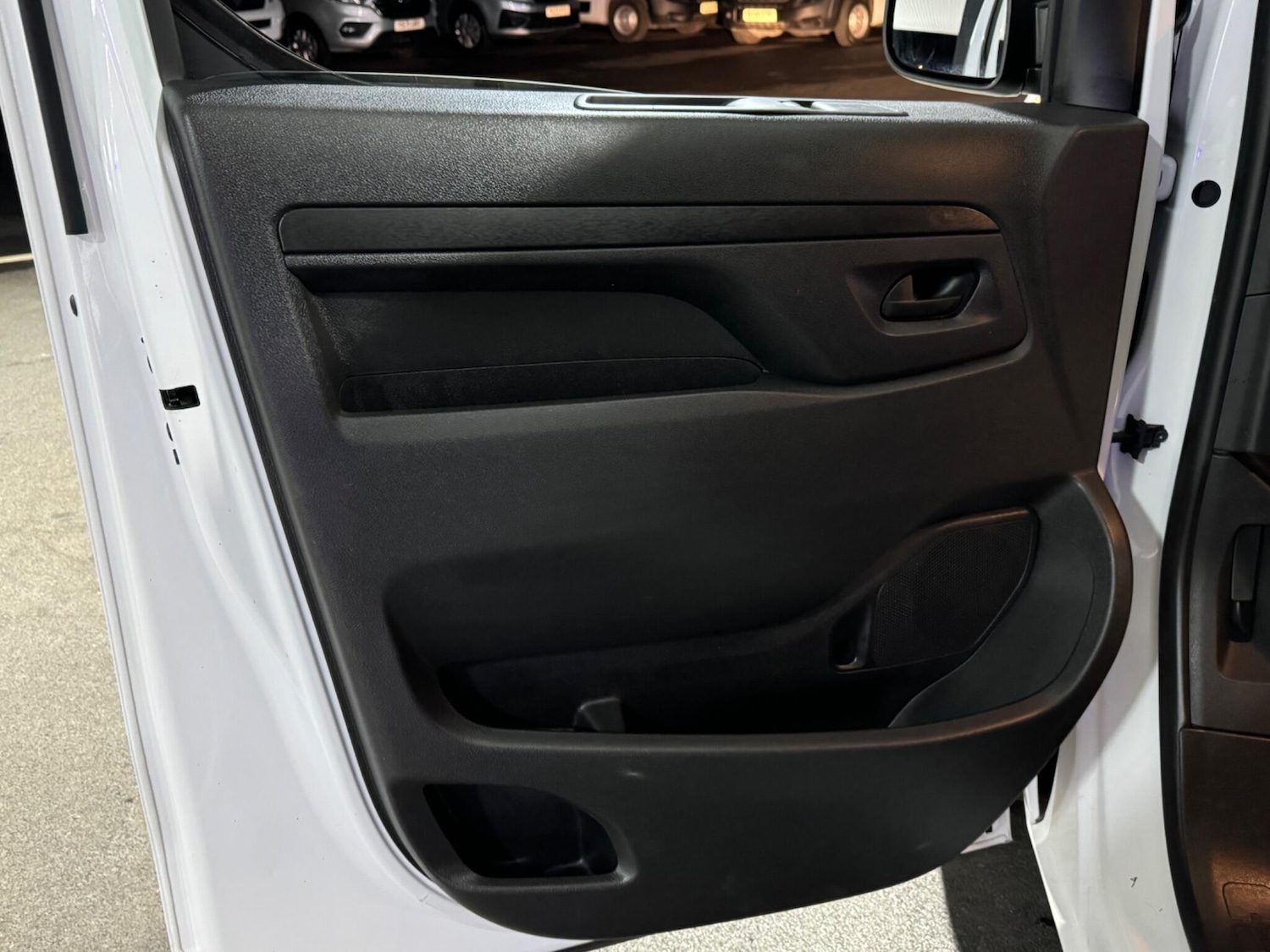 Used Citroen Dispatch 2024 for sale - 76714182: Photo 52