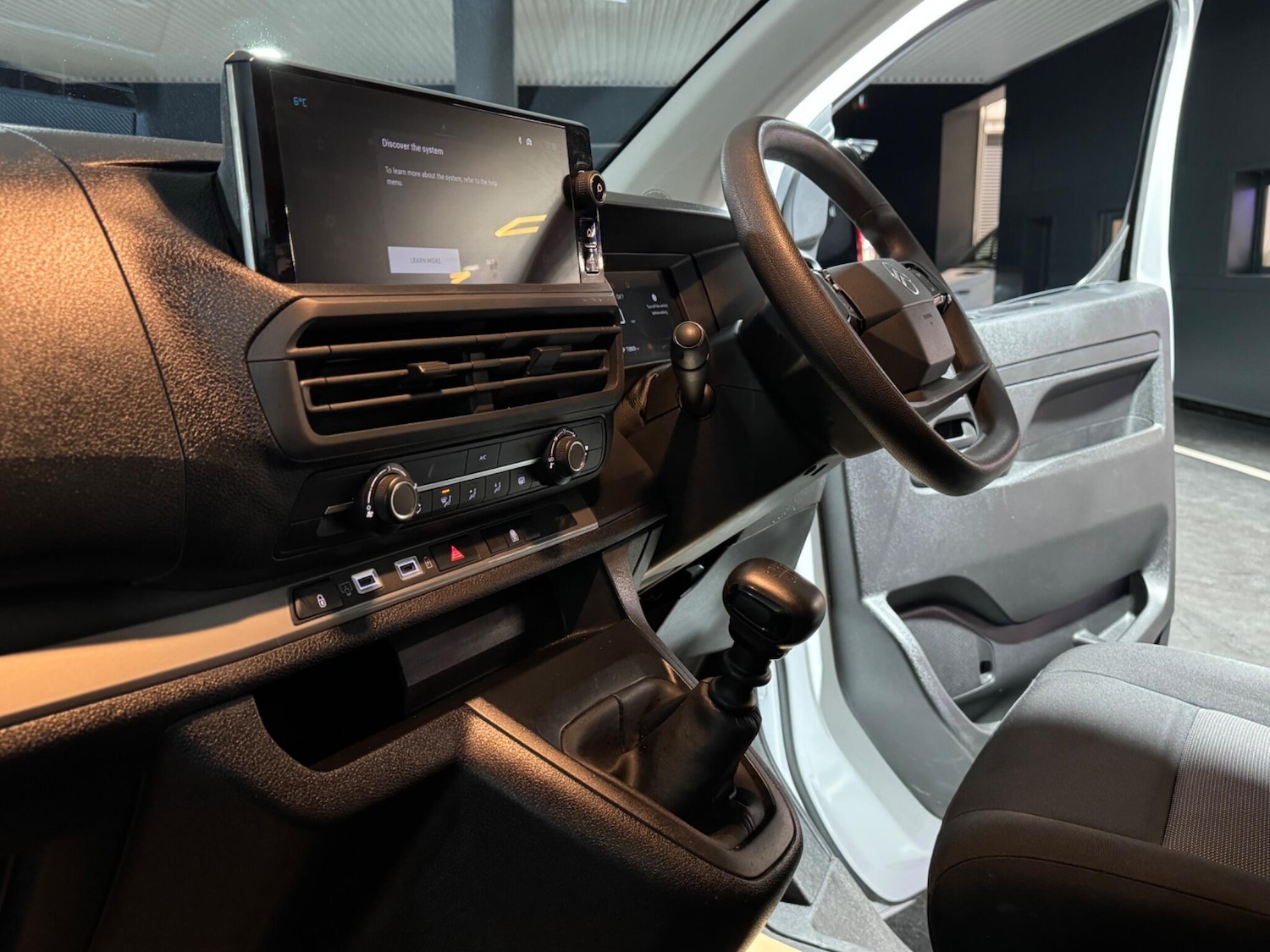 Used Citroen Dispatch 2024 for sale - 76714182: Photo 54