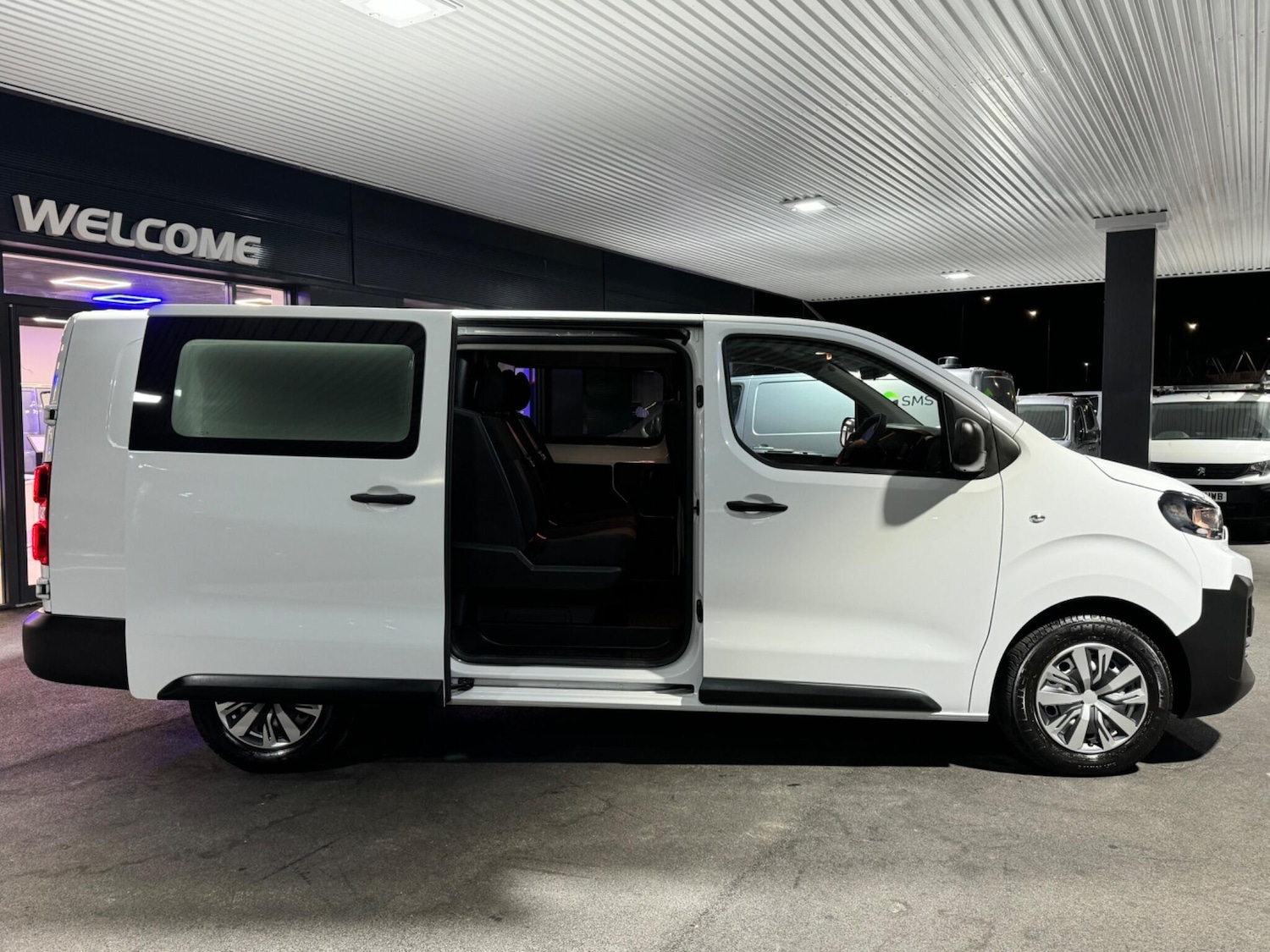 Used Citroen Dispatch 2024 for sale - 76714182: Photo 7