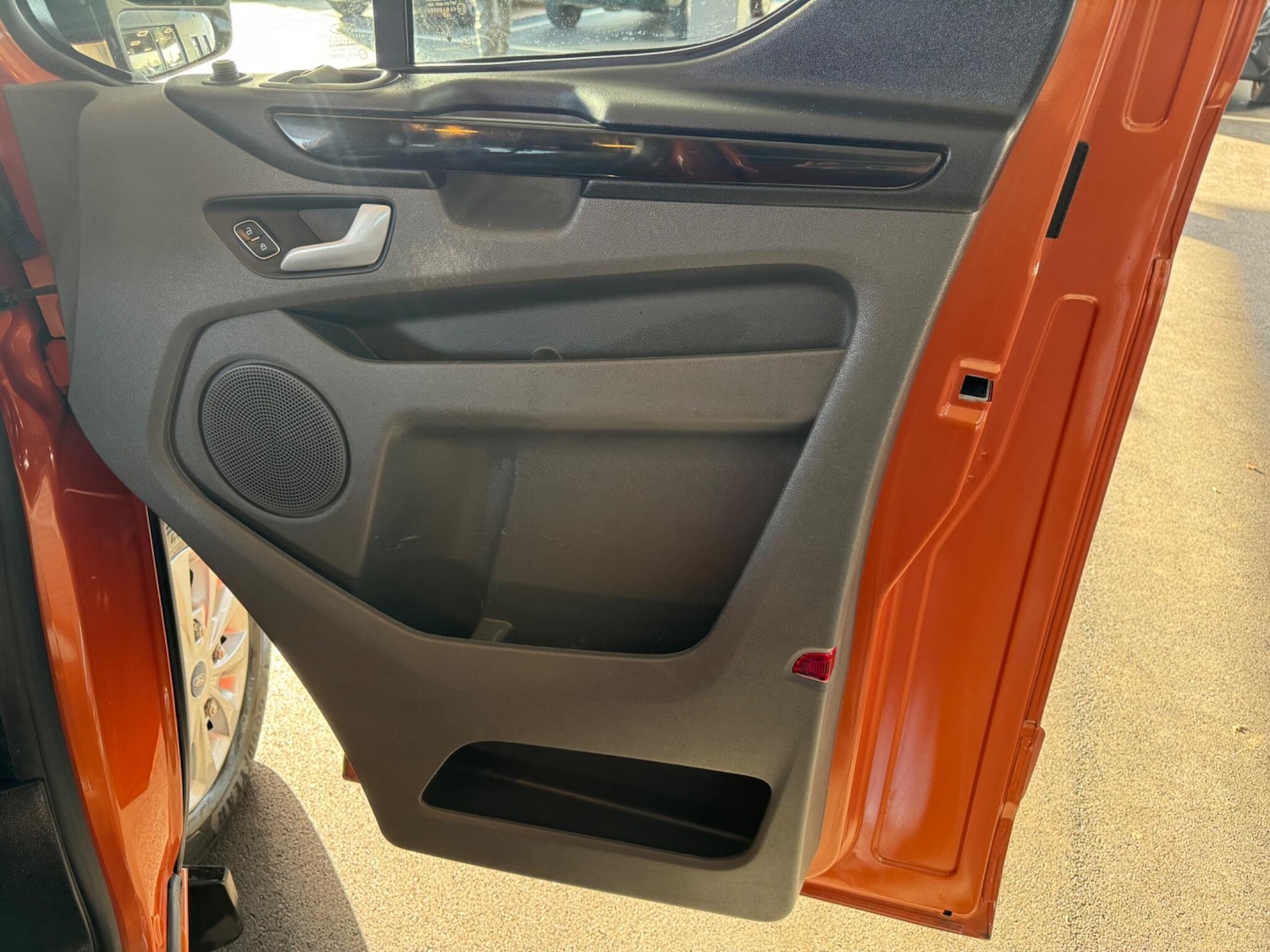 Used Ford Transit Custom 2022 for sale - 76607741: Photo 32