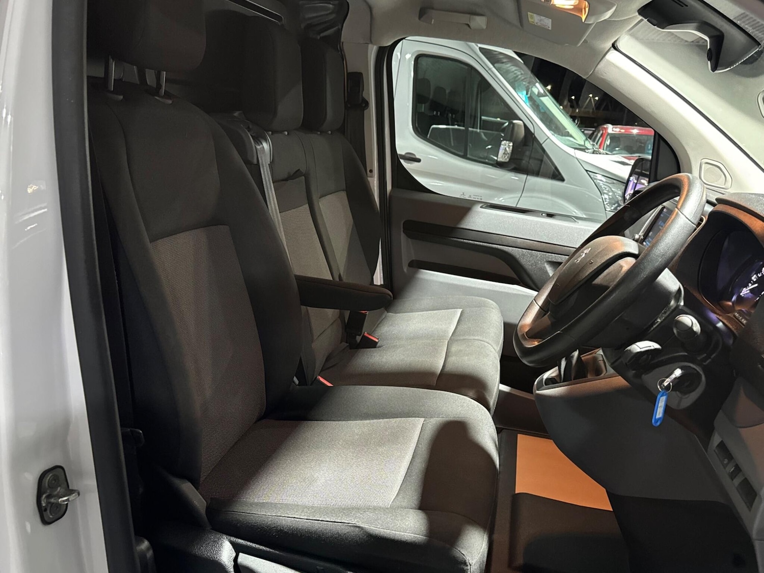 Used Peugeot Expert 2022 for sale - 76377946: Photo 47