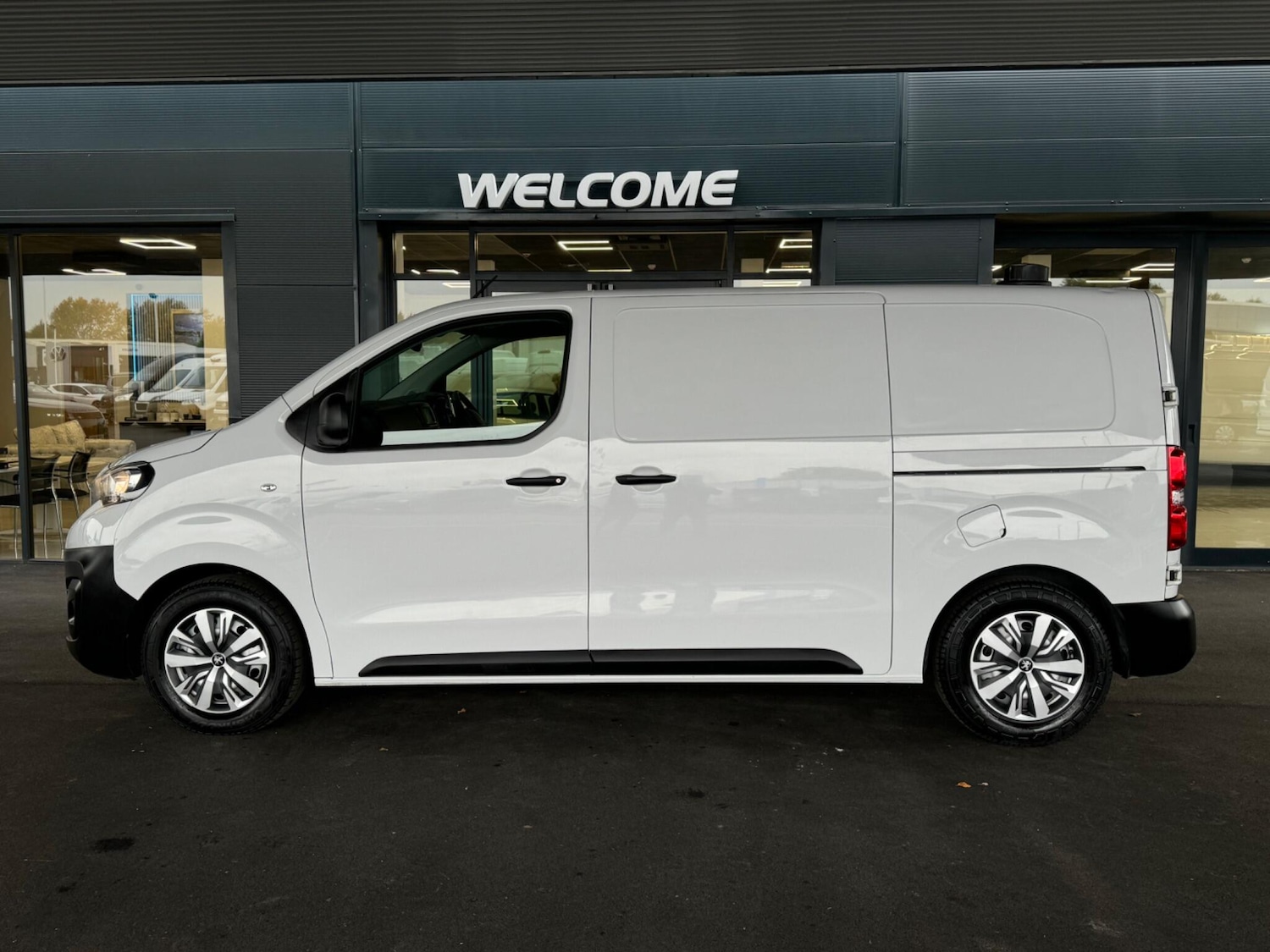 Used Peugeot Expert 2022 for sale - 76307074: Photo 5