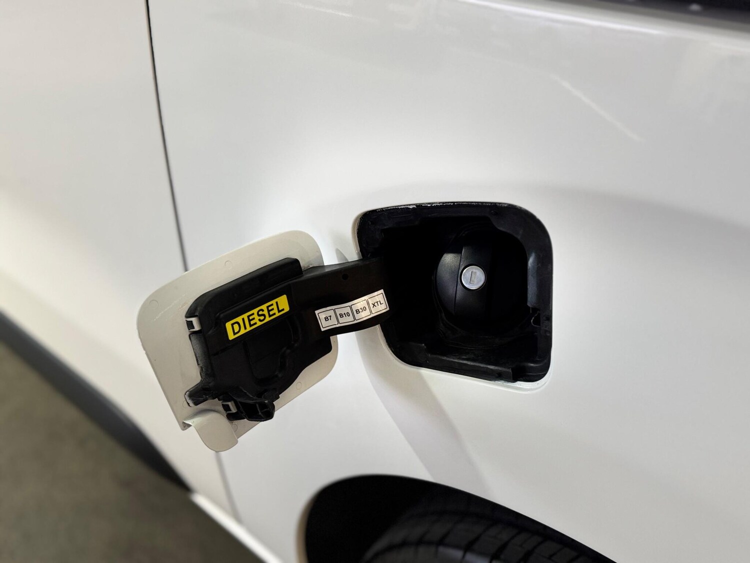 Used Vauxhall Vivaro for sale - 77753968: Photo 28